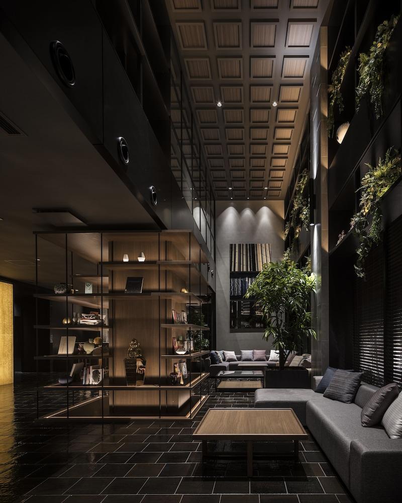 Bespoke Hotel Shinsaibashi Osaka Exterior photo
