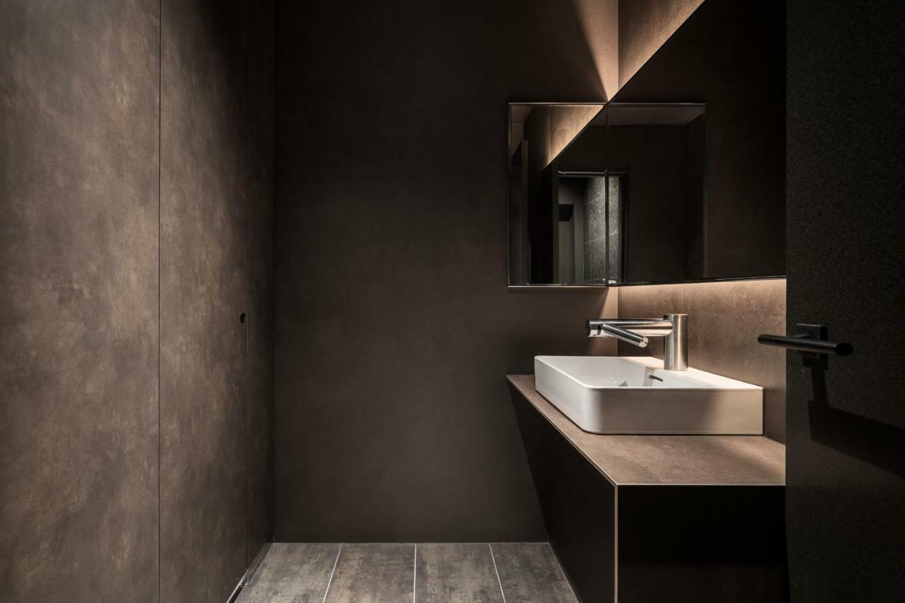 Bespoke Hotel Shinsaibashi Osaka Exterior photo